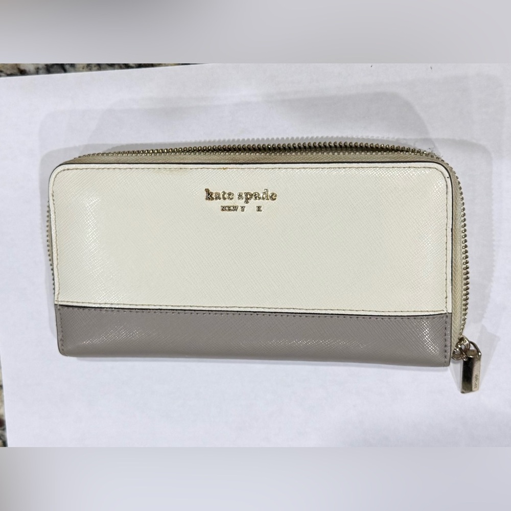 Kate Spade - Zip Slim Wallet